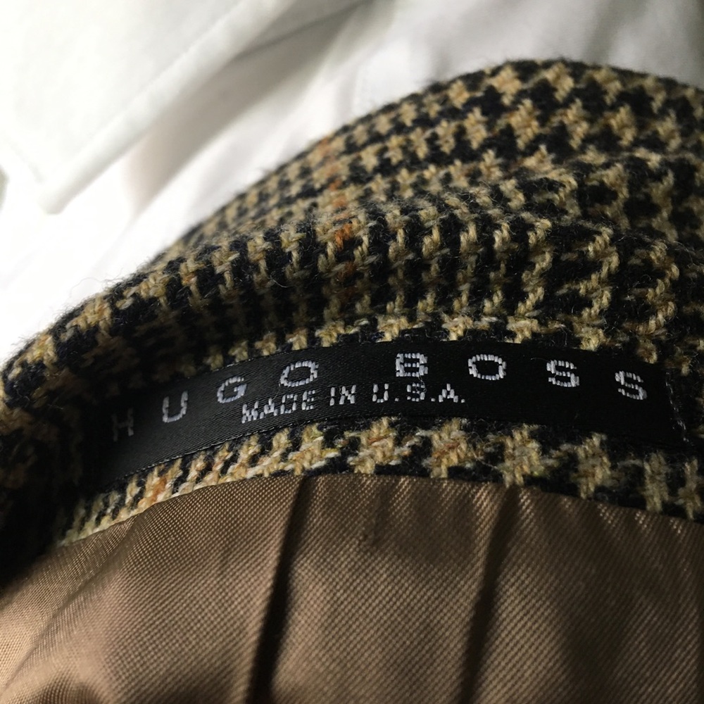 Hugo Boss - Picture 9 of 12